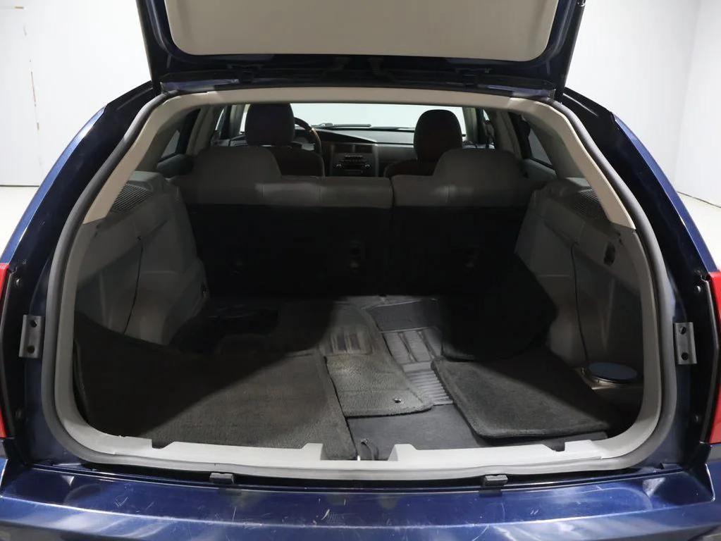 used 2005 Dodge Magnum car, priced at $6,500