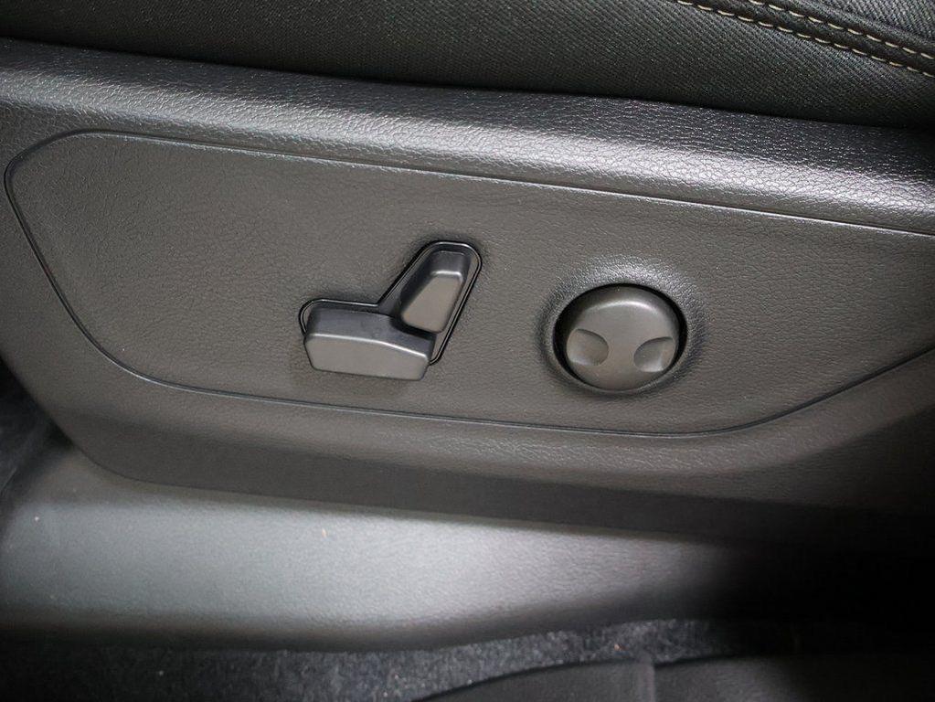 new 2025 Ram 1500 car, priced at $47,069