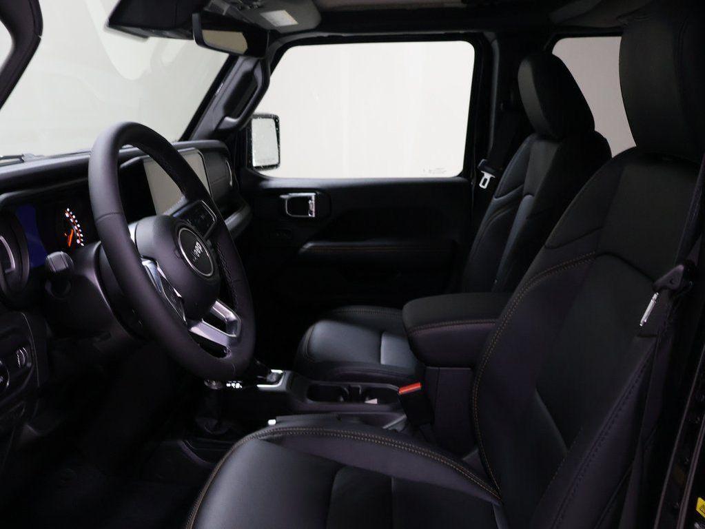 new 2025 Jeep Wrangler car, priced at $49,164
