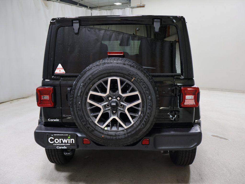 new 2025 Jeep Wrangler car, priced at $49,164