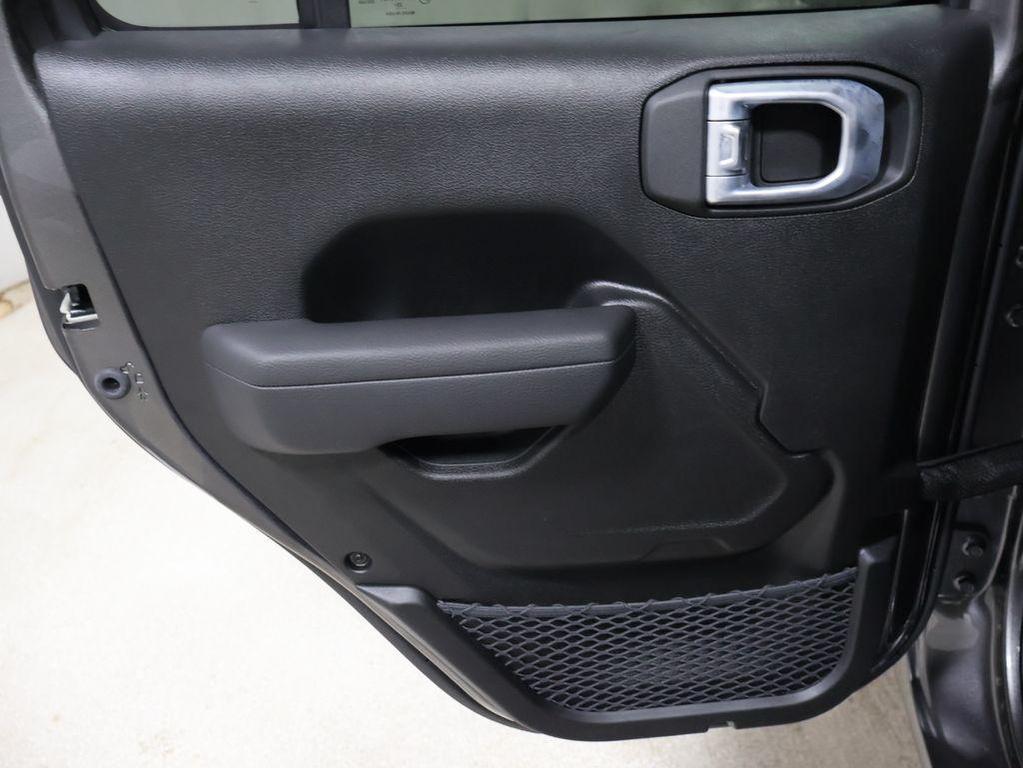 new 2026 Jeep Gladiator car, priced at $49,695