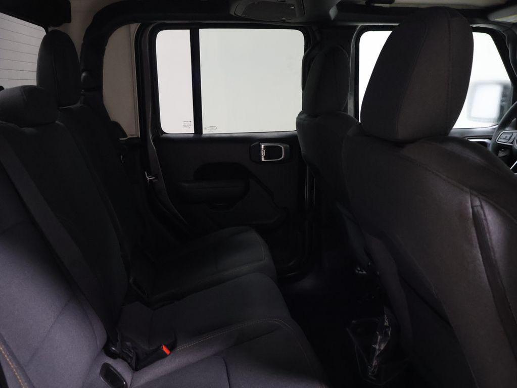 new 2026 Jeep Gladiator car, priced at $49,695