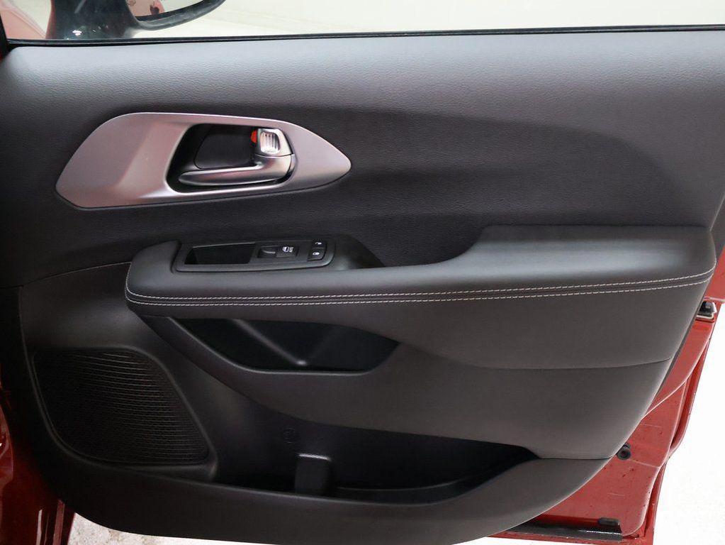 new 2026 Chrysler Pacifica car, priced at $59,115