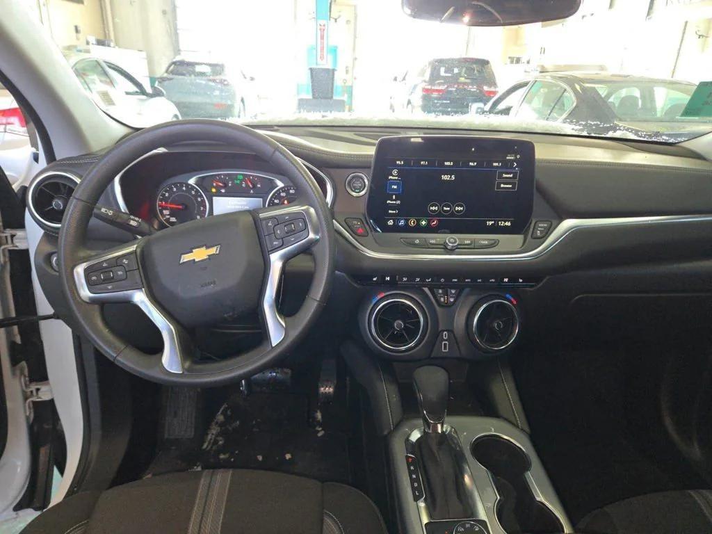 used 2025 Chevrolet Blazer car, priced at $29,500