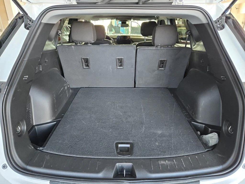 used 2025 Chevrolet Blazer car, priced at $29,500