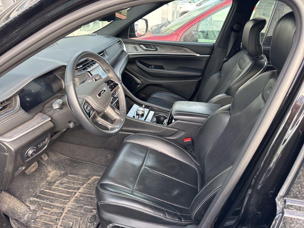 used 2022 Jeep Grand Cherokee car, priced at $35,500