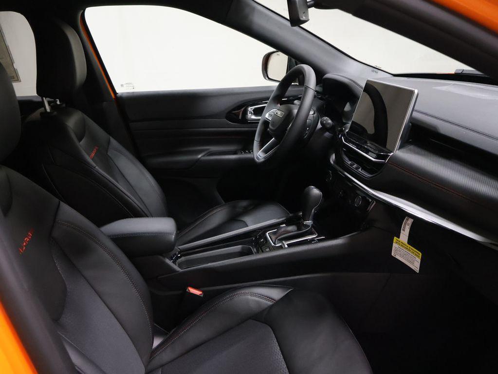 new 2026 Jeep Compass car, priced at $34,124