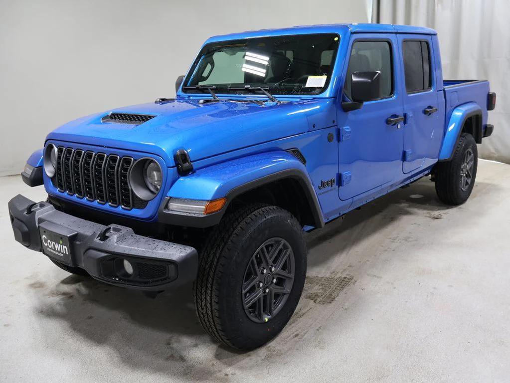 new 2026 Jeep Gladiator car, priced at $47,600