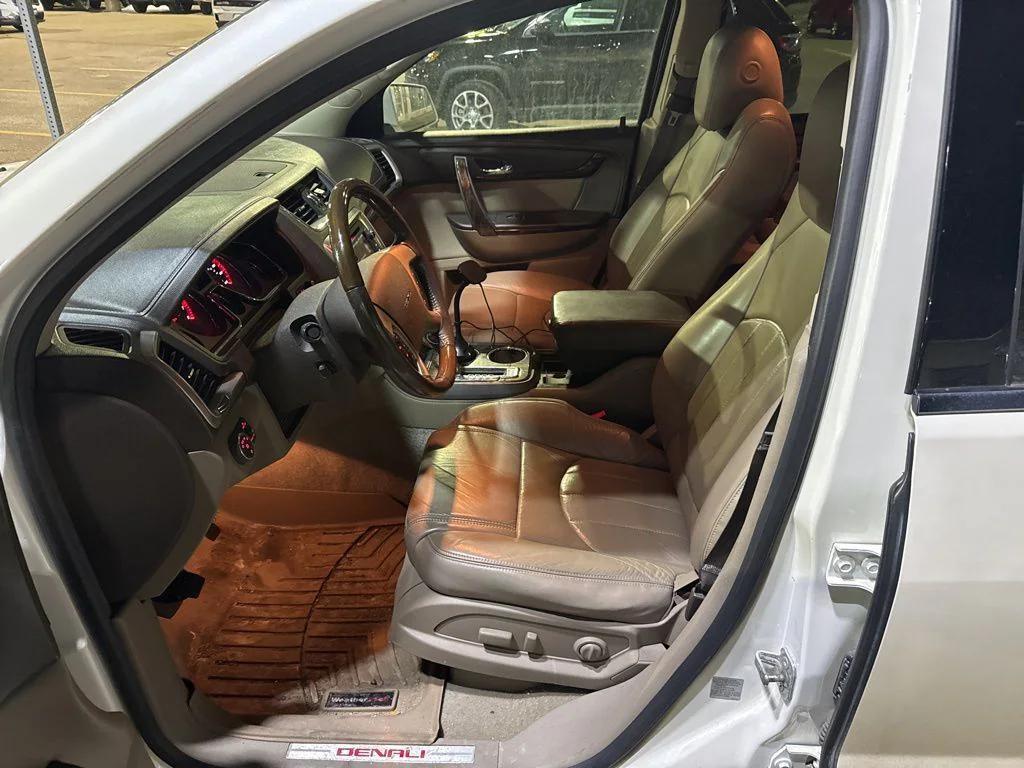 used 2015 GMC Acadia car, priced at $11,500