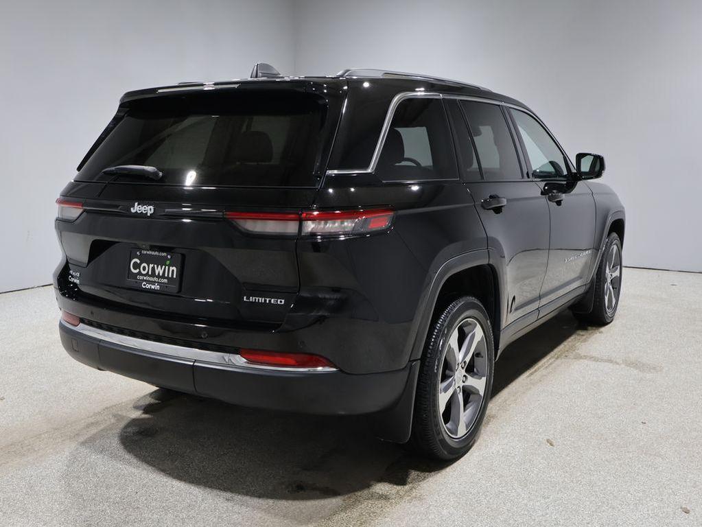 used 2023 Jeep Grand Cherokee car, priced at $31,326