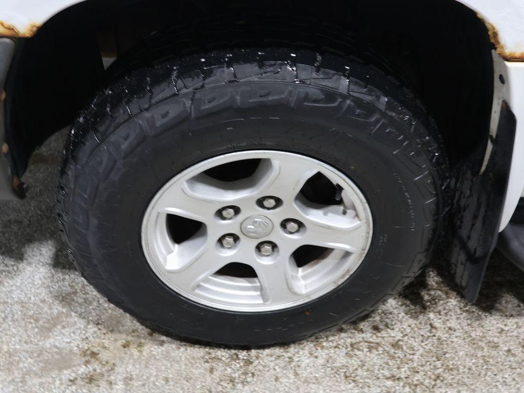 used 2005 Dodge Dakota car, priced at $6,890