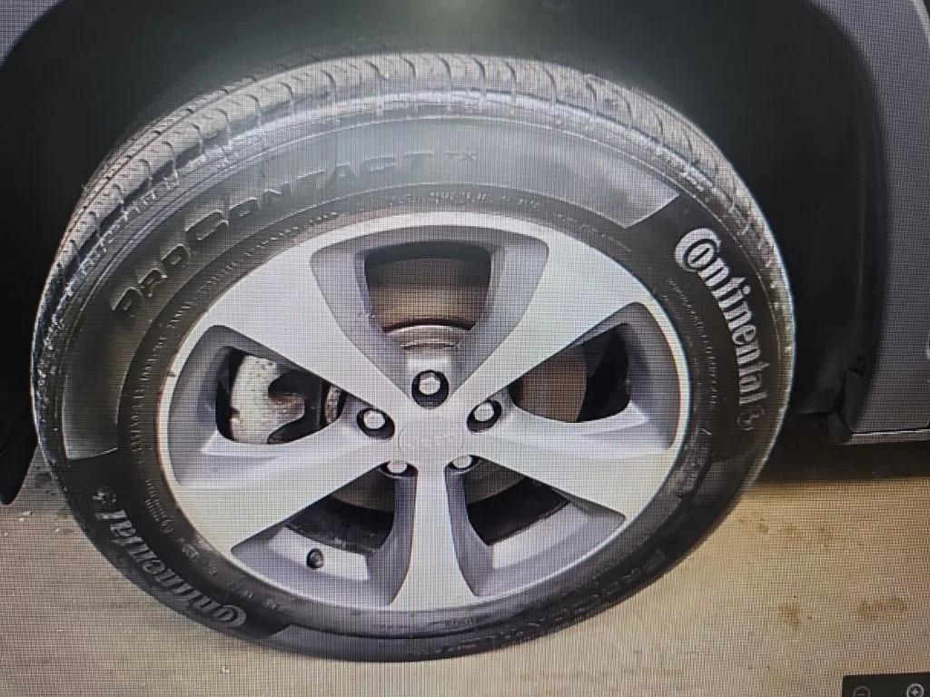 used 2022 Jeep Cherokee car, priced at $26,707