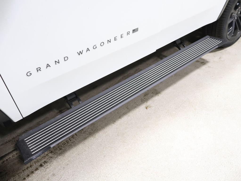 new 2026 Jeep Grand Wagoneer car, priced at $104,210