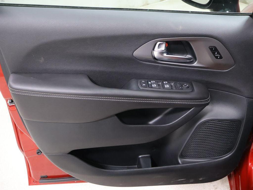 new 2026 Chrysler Pacifica car, priced at $46,573