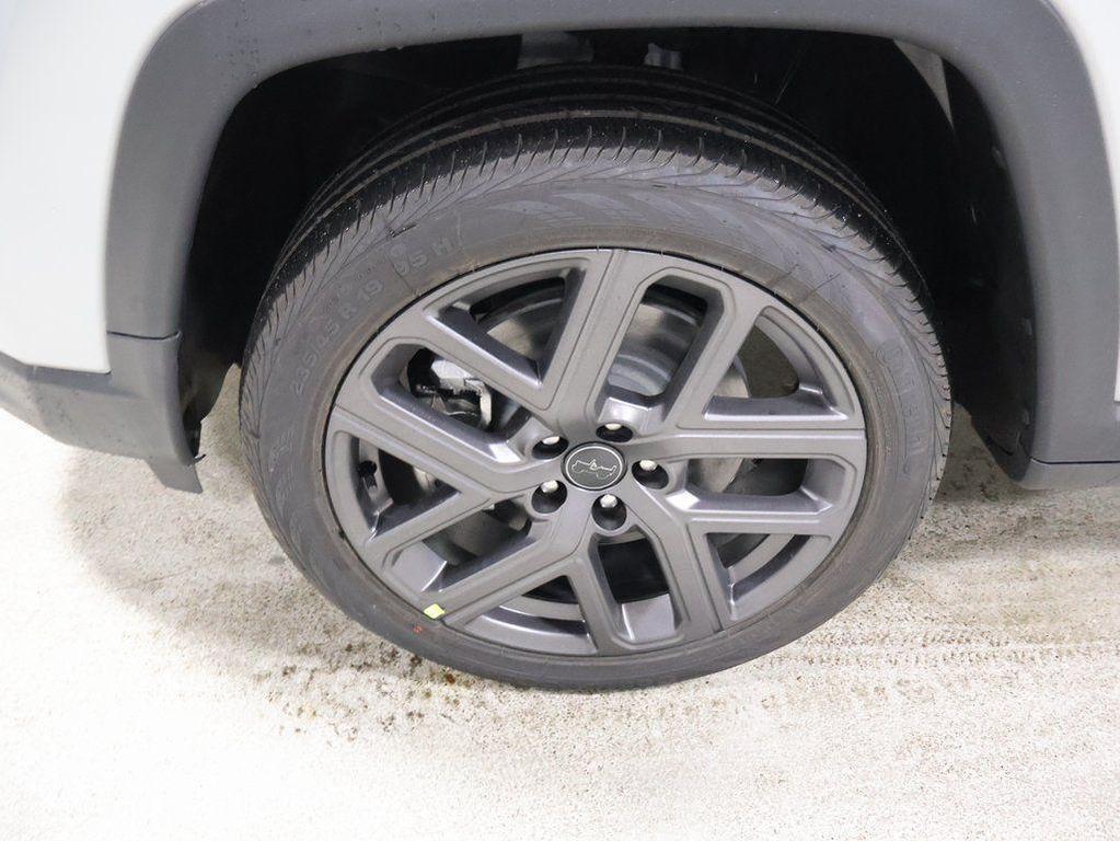 new 2026 Jeep Compass car, priced at $35,690