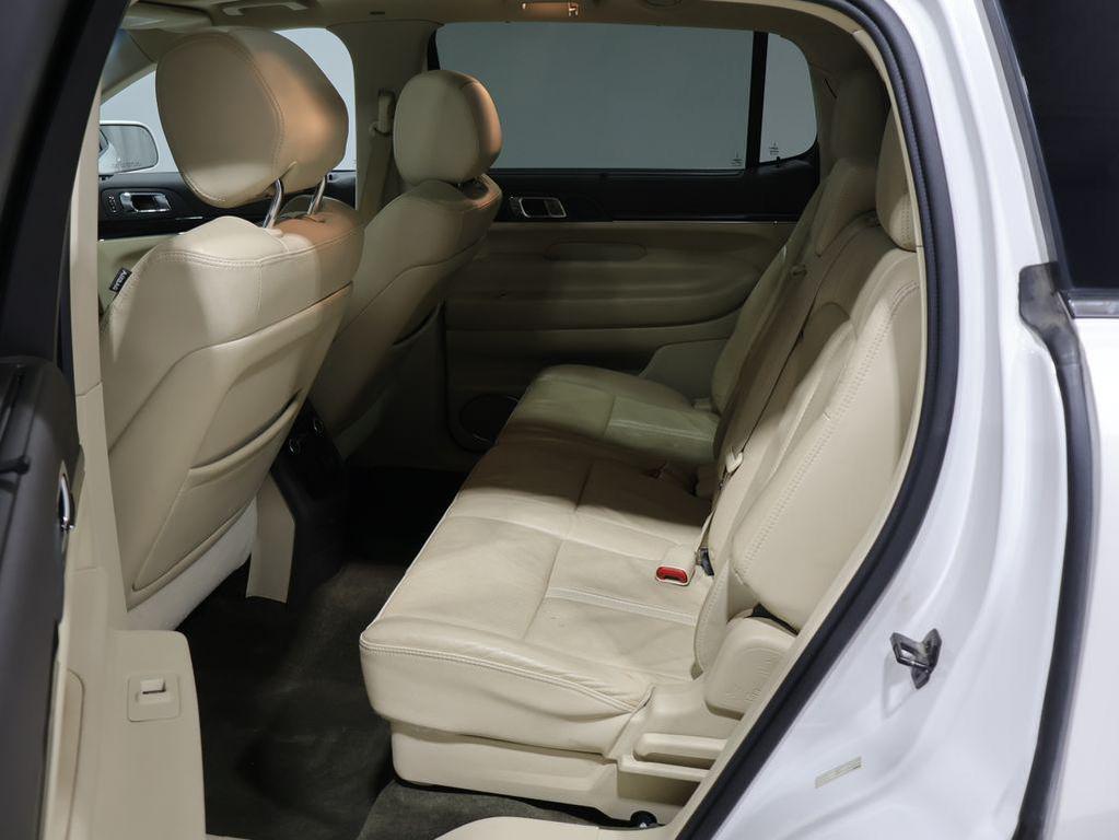 used 2014 Lincoln MKT car, priced at $7,649