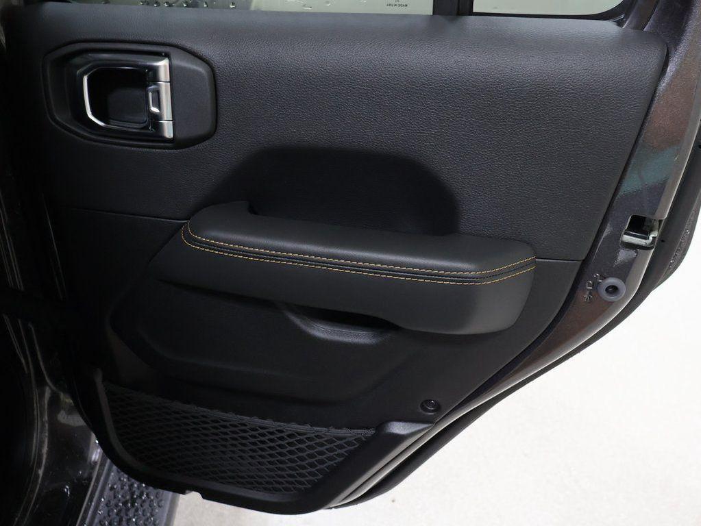 new 2025 Jeep Wrangler car, priced at $51,704