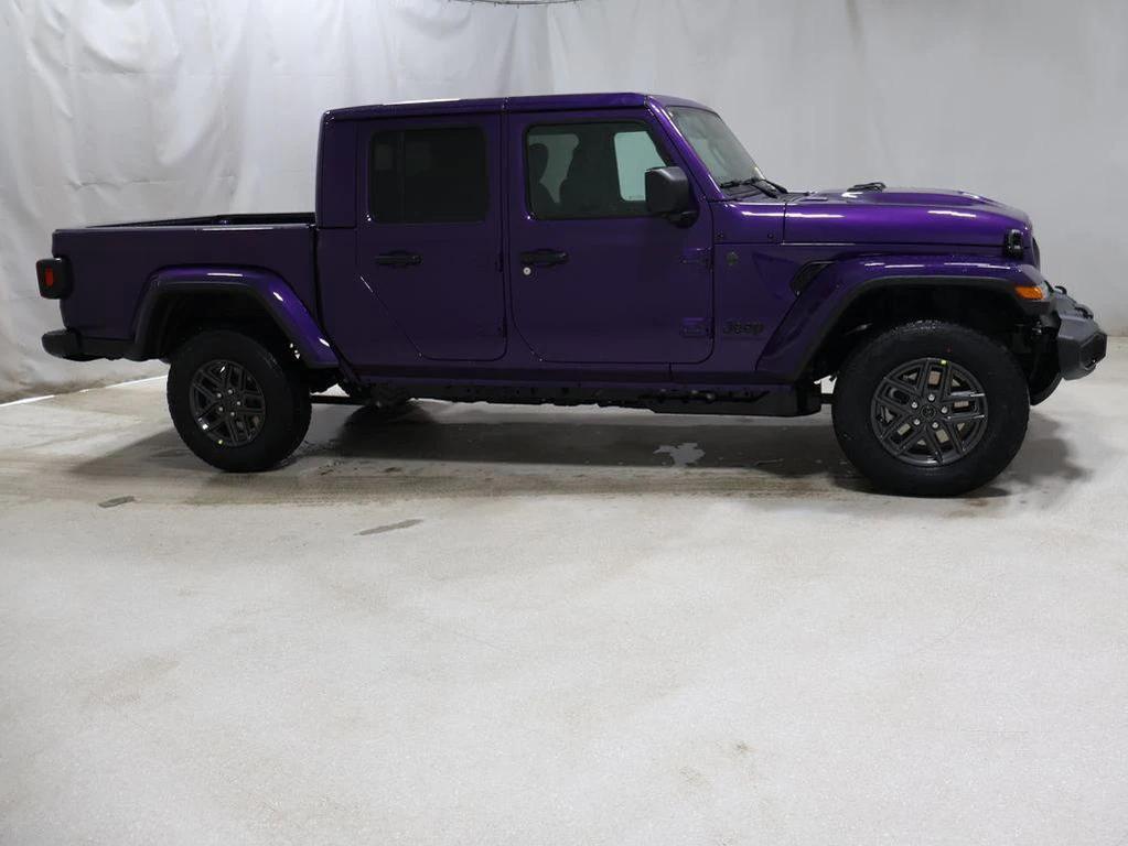 new 2026 Jeep Gladiator car, priced at $49,995