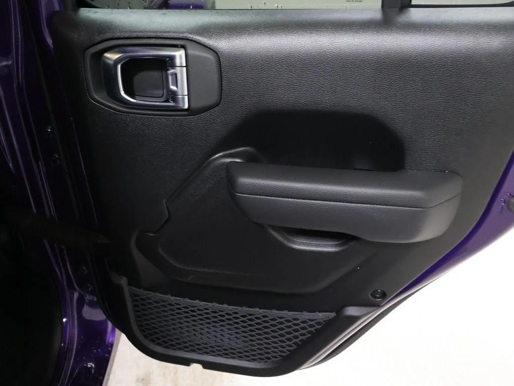 new 2026 Jeep Gladiator car, priced at $49,995