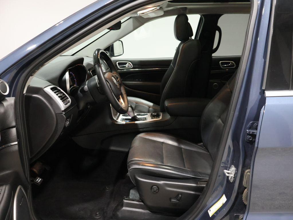 used 2019 Jeep Grand Cherokee car, priced at $24,631