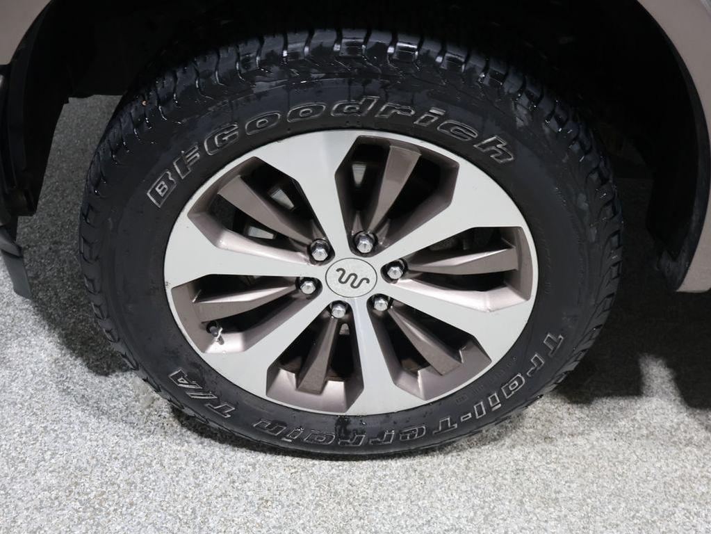 used 2018 Ford F-150 car, priced at $32,000