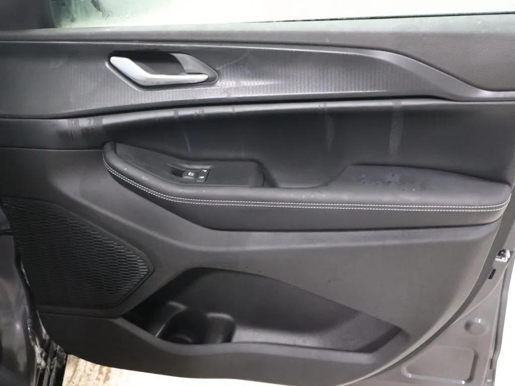 new 2026 Jeep Grand Cherokee car, priced at $45,374