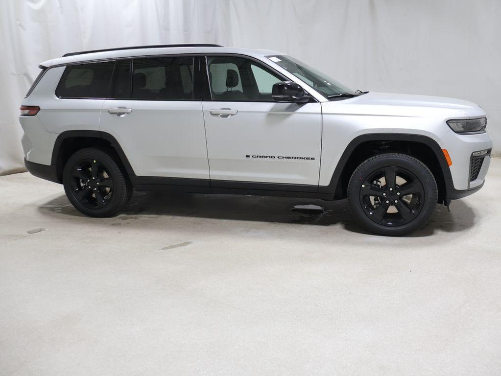 new 2026 Jeep Grand Cherokee L car, priced at $50,225