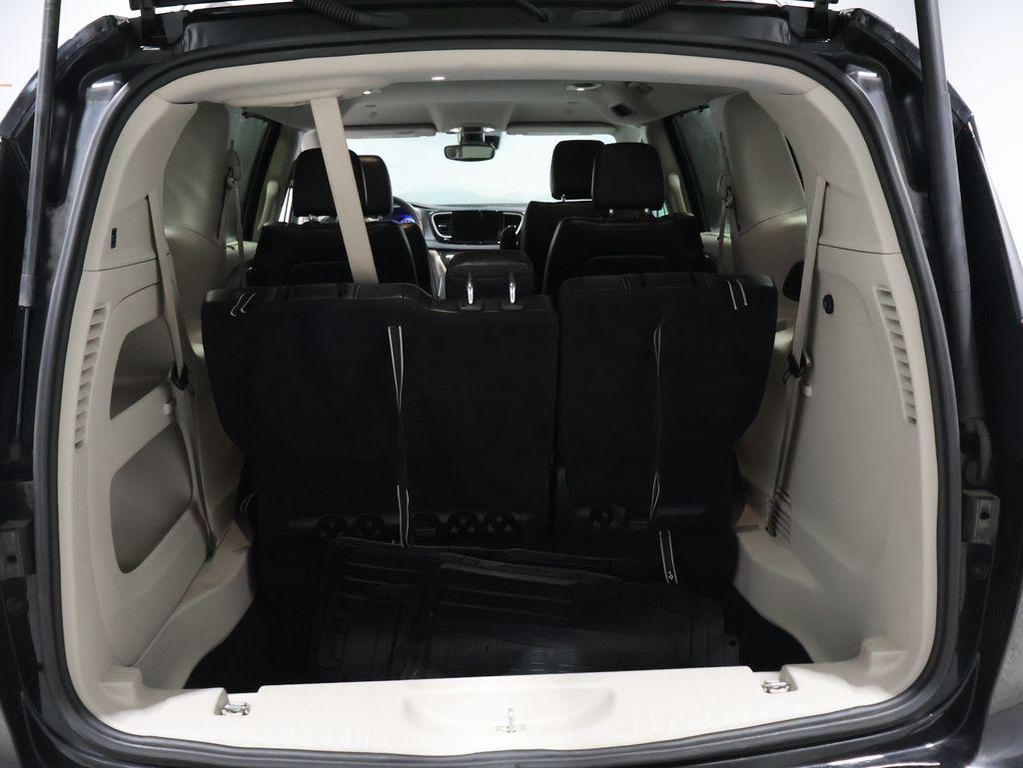 used 2022 Chrysler Pacifica car, priced at $20,955