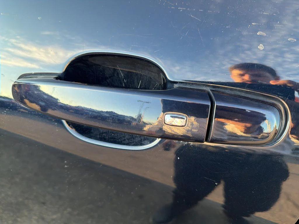 used 2020 Chevrolet Equinox car, priced at $16,000