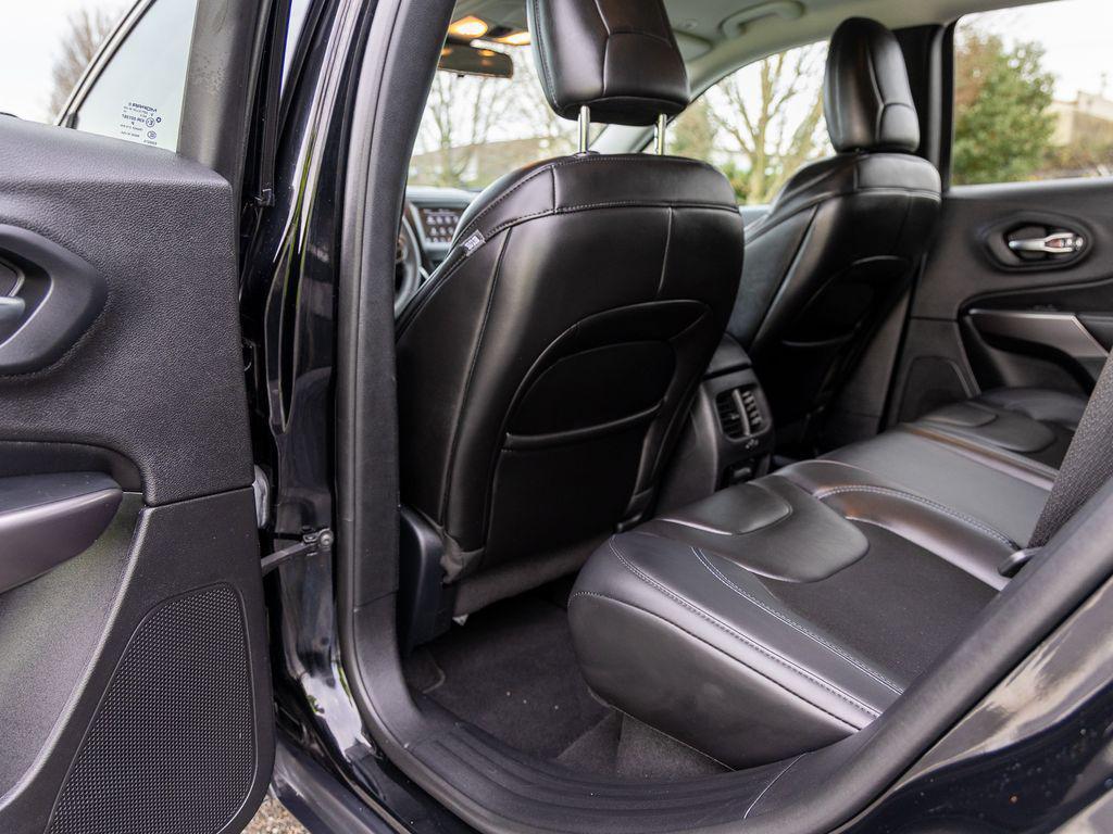 used 2019 Jeep Cherokee car, priced at $16,235