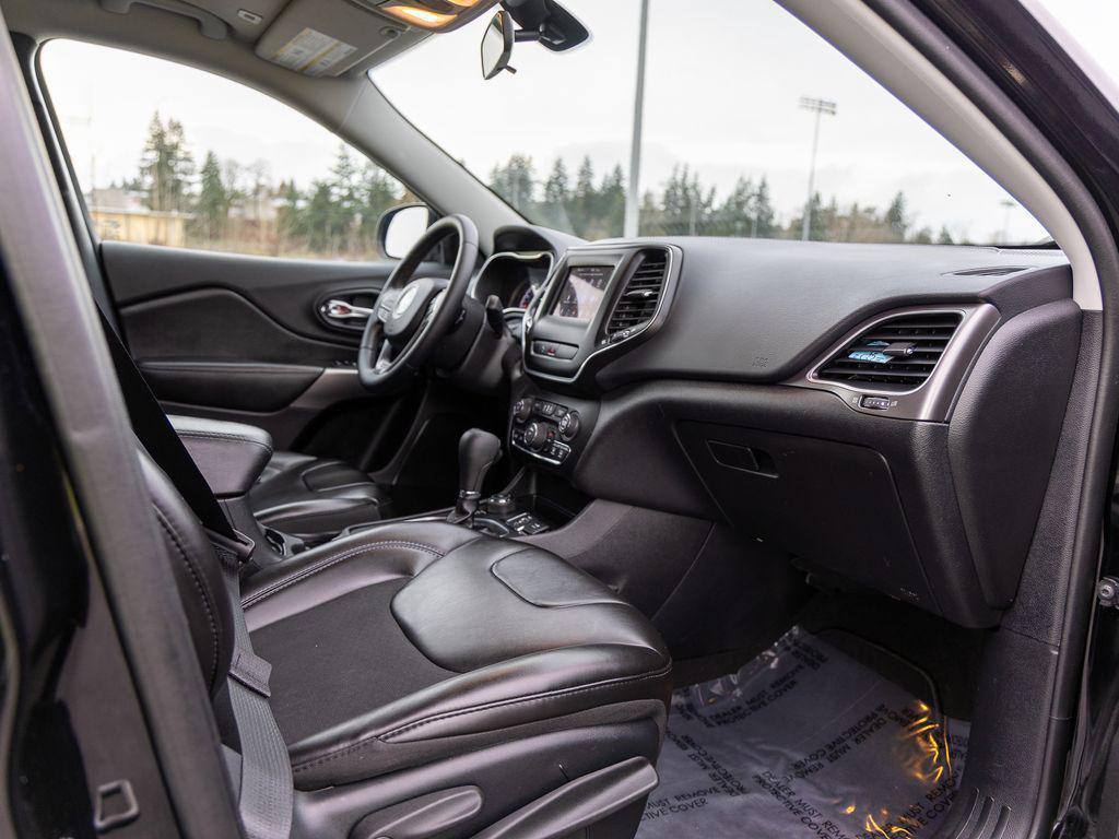 used 2019 Jeep Cherokee car, priced at $16,235