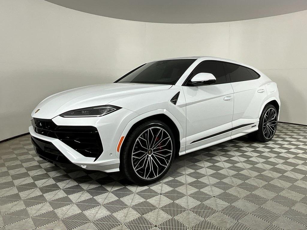 used 2025 Lamborghini Urus car, priced at $309,403
