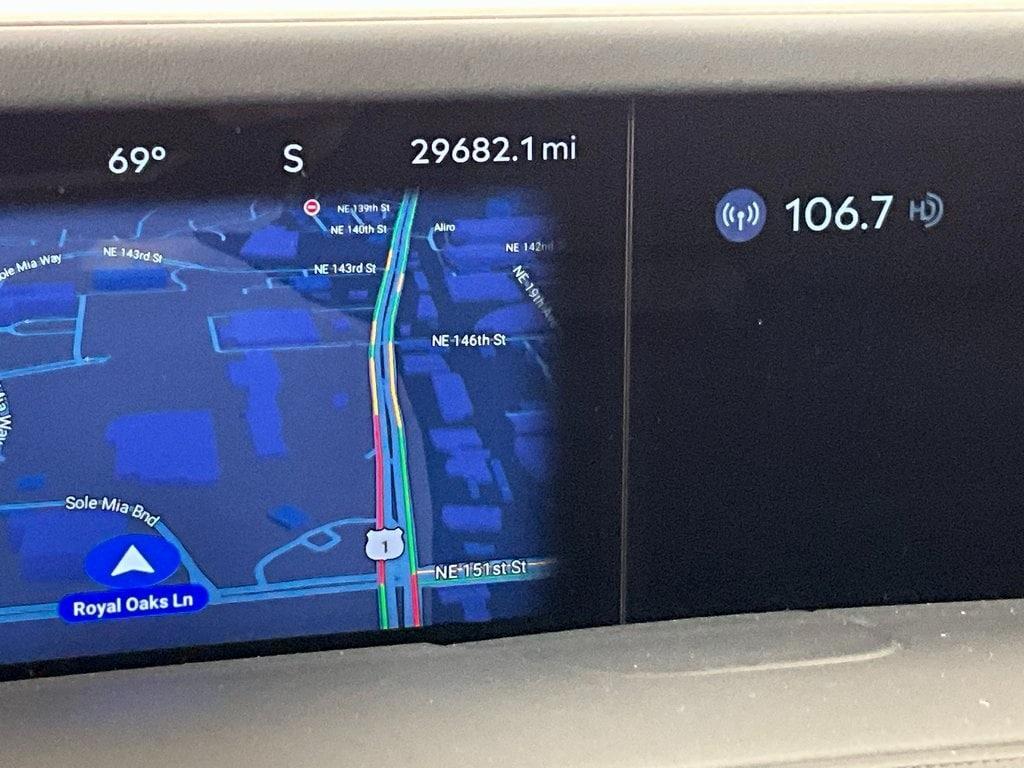 used 2024 Lincoln Nautilus car, priced at $39,911