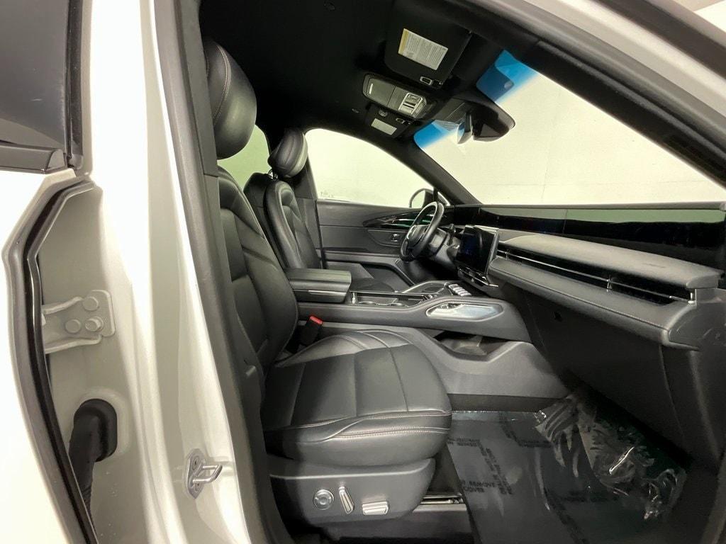 used 2024 Lincoln Nautilus car, priced at $39,911