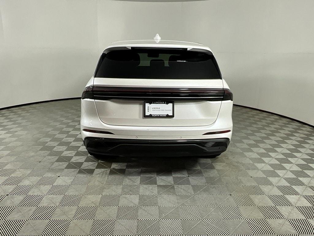 used 2024 Lincoln Nautilus car, priced at $39,911