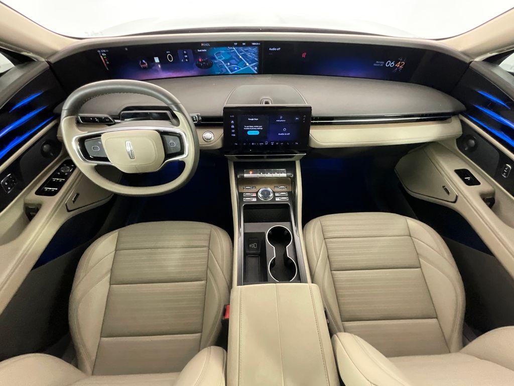 used 2025 Lincoln Nautilus car, priced at $57,794