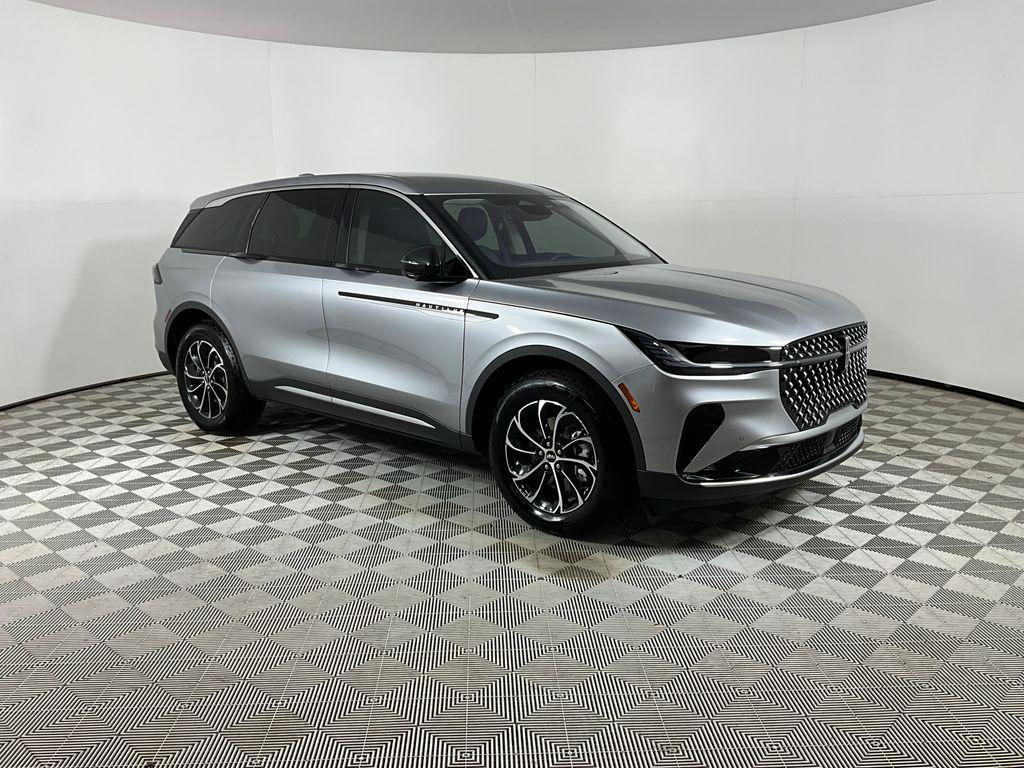 used 2025 Lincoln Nautilus car, priced at $49,642