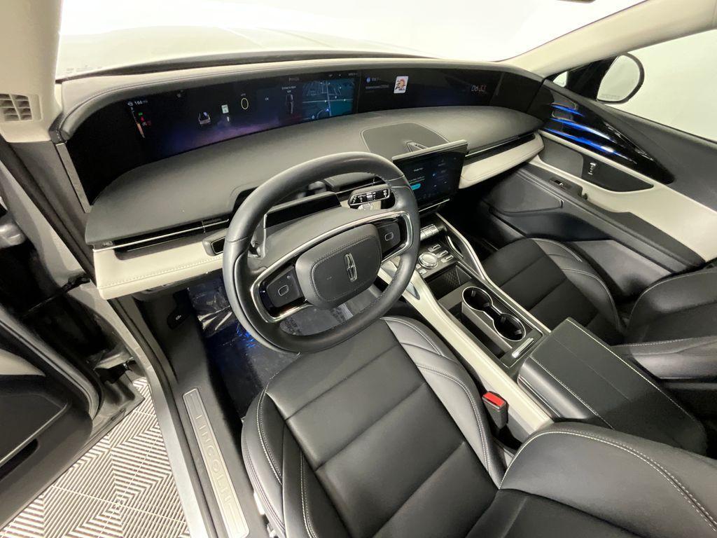 used 2025 Lincoln Nautilus car, priced at $49,642