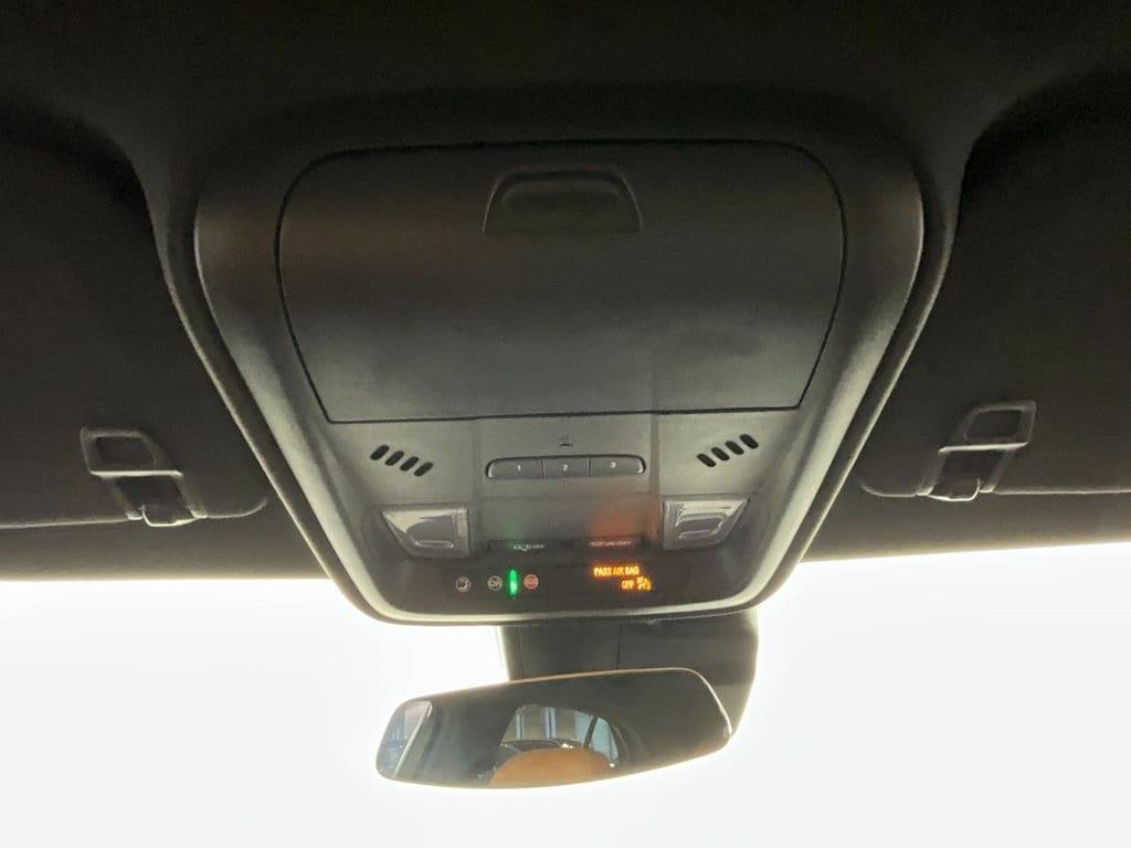 used 2023 Cadillac XT4 car, priced at $25,996