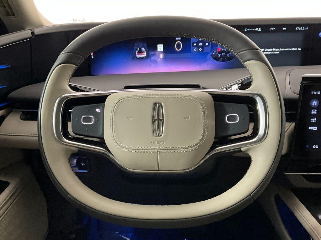 used 2025 Lincoln Nautilus car, priced at $49,461