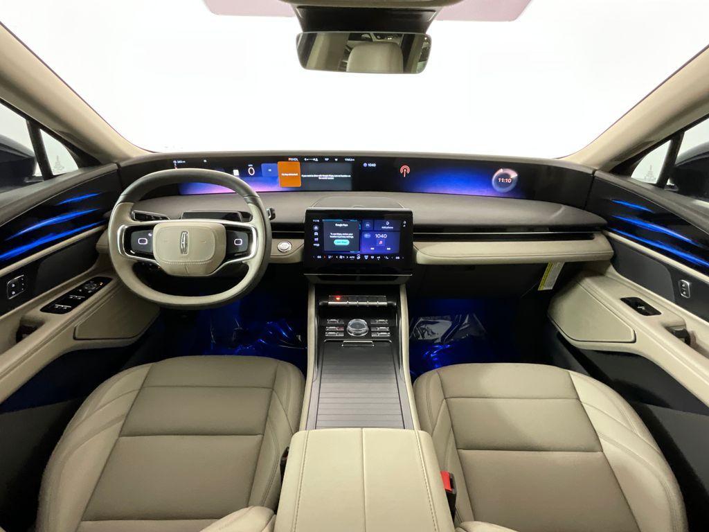 used 2025 Lincoln Nautilus car, priced at $49,461