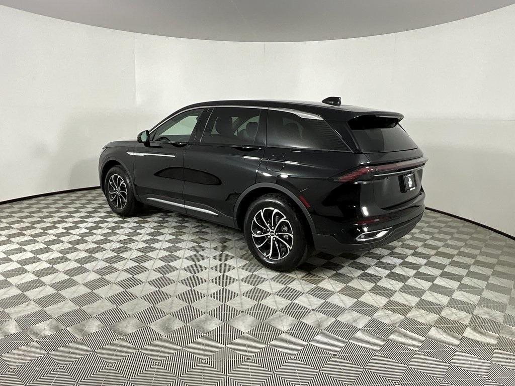 used 2025 Lincoln Nautilus car, priced at $47,911