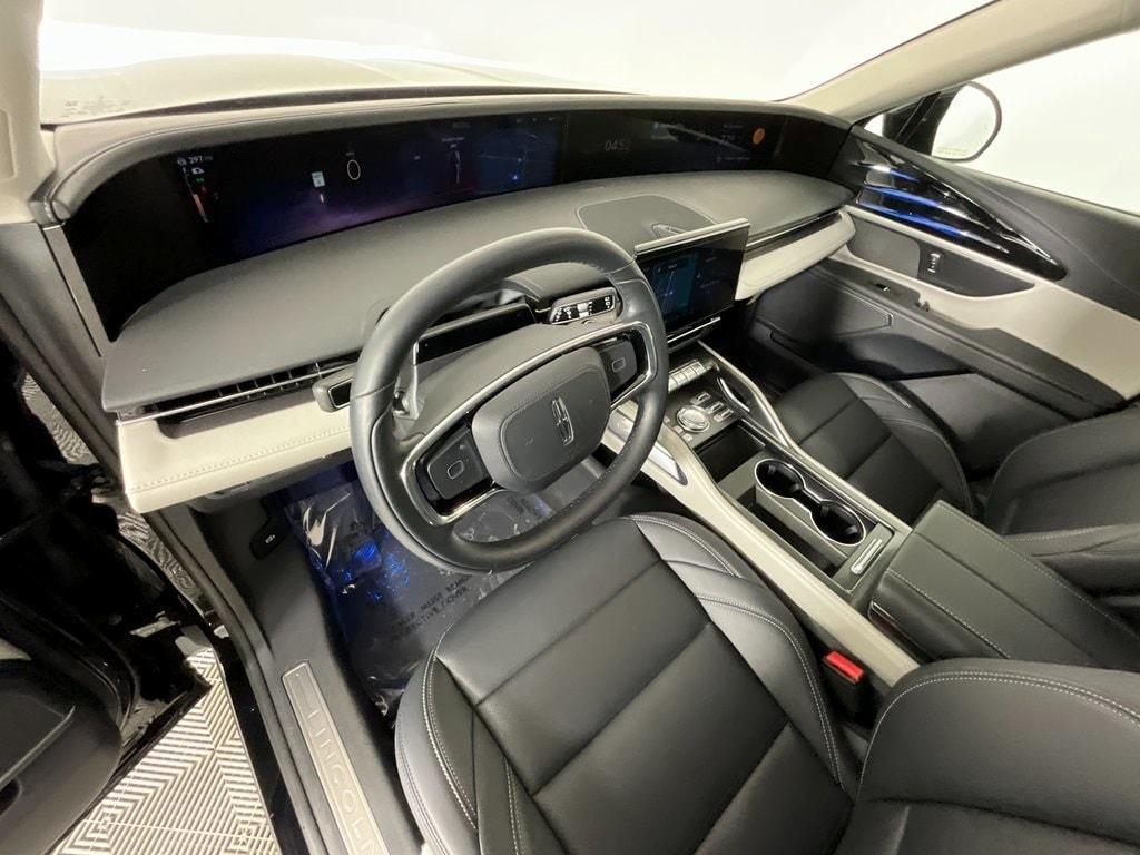 used 2025 Lincoln Nautilus car, priced at $47,911