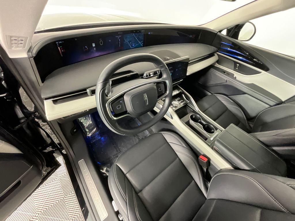used 2025 Lincoln Nautilus car, priced at $47,794