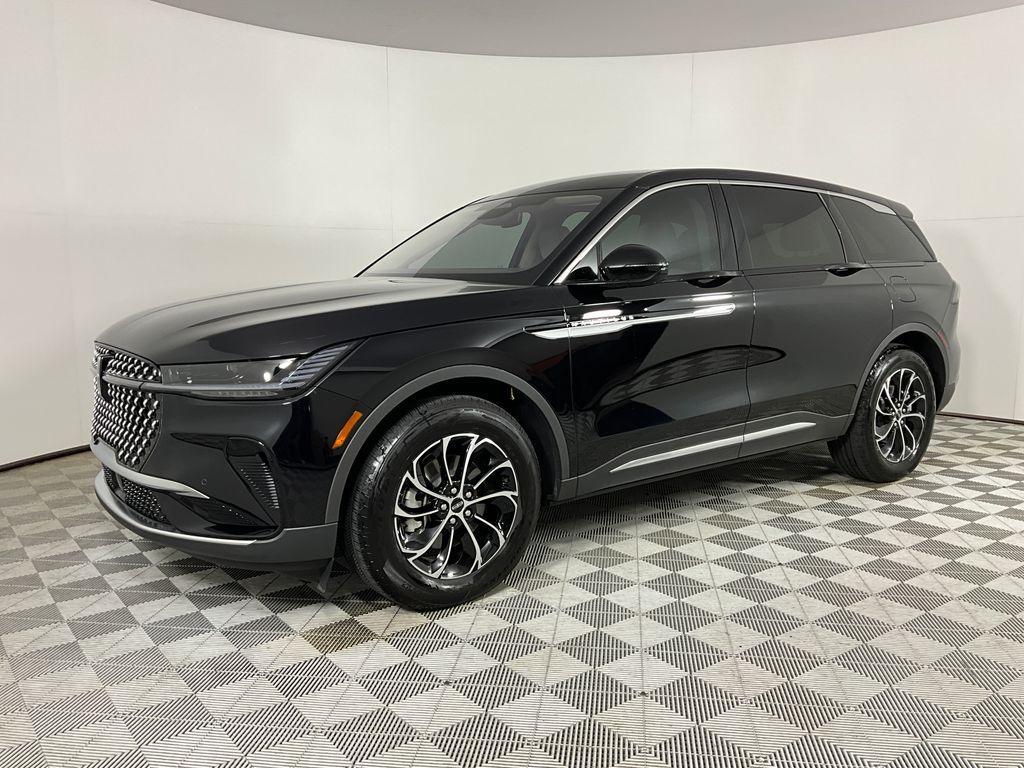 used 2025 Lincoln Nautilus car, priced at $47,701