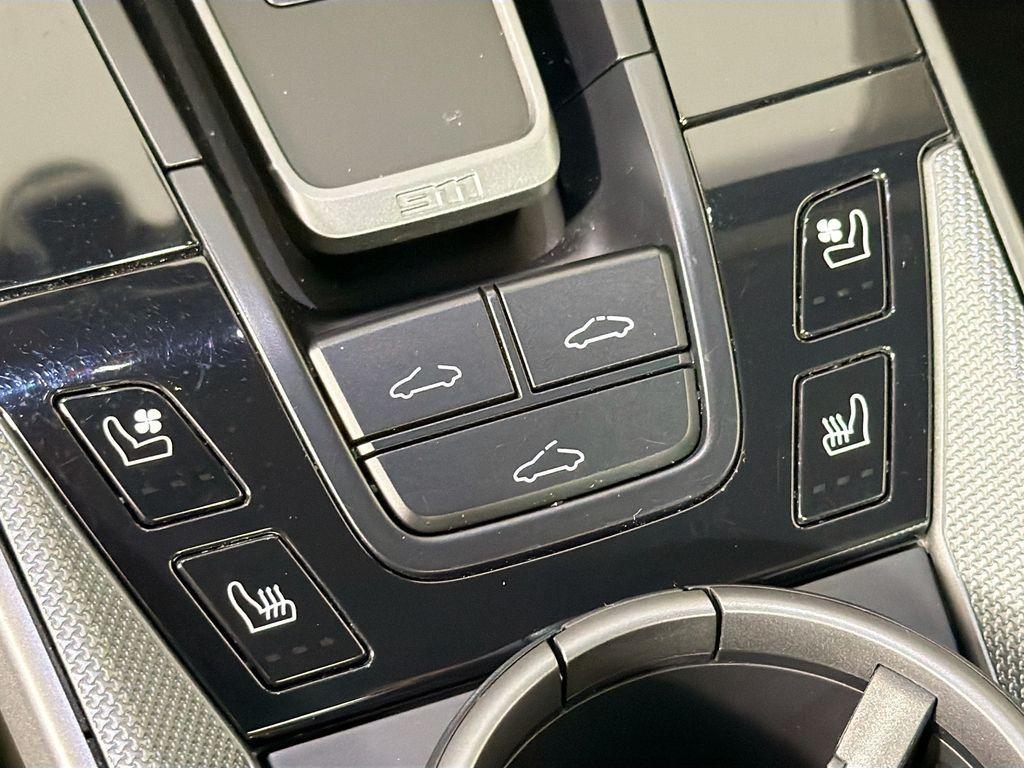used 2020 Porsche 911 car, priced at $131,875