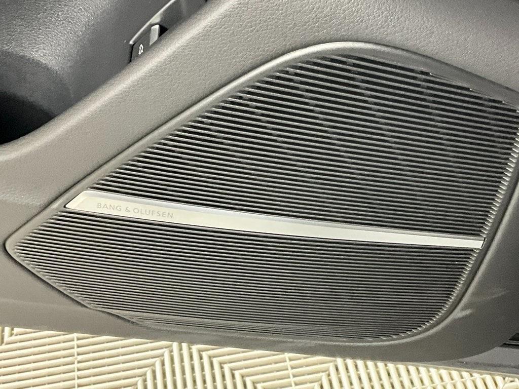 used 2025 Audi RS Q8 car, priced at $137,991