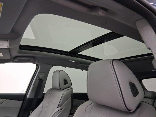 used 2023 Acura MDX car, priced at $39,999