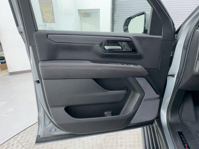 used 2025 GMC Yukon car, priced at $89,999