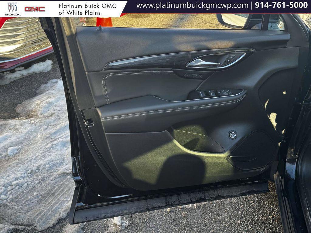 used 2023 Buick Envision car, priced at $25,727